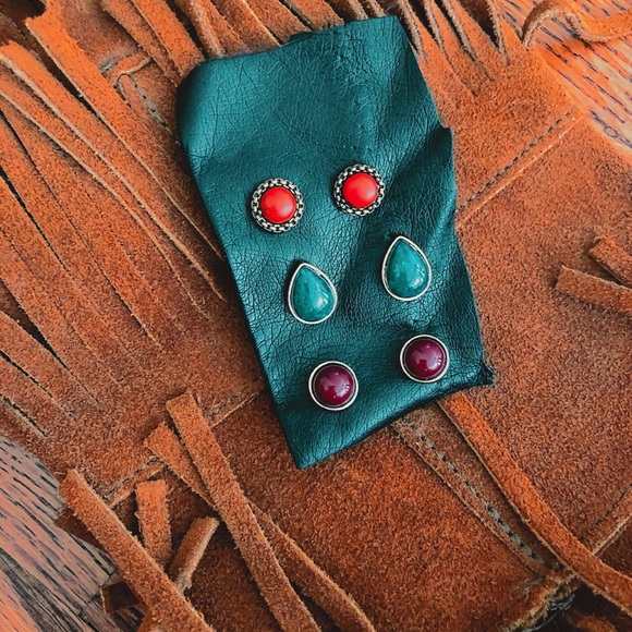 Jewelry - Set of 3 natural stone earrings